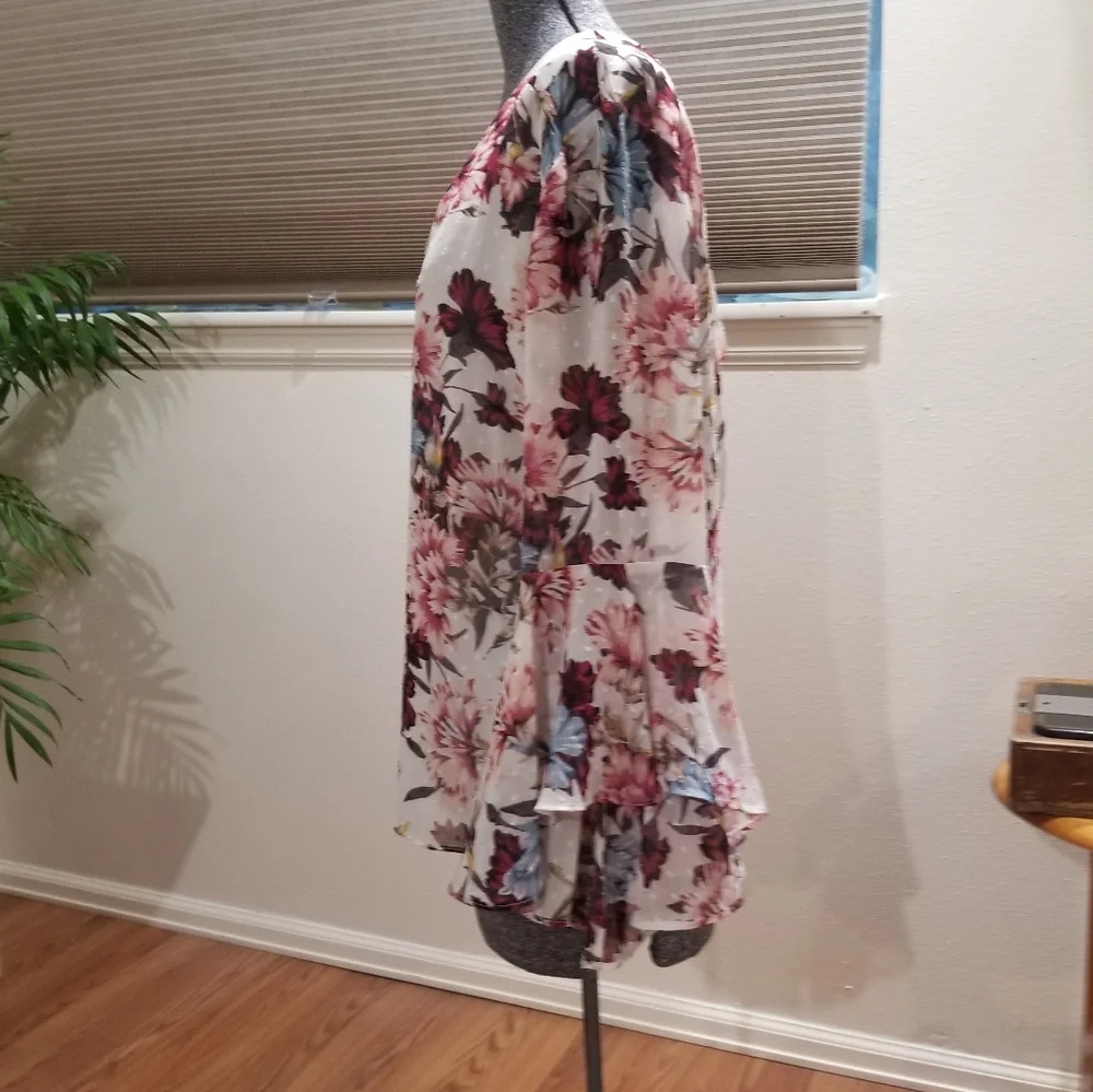 White House Black Market flowy sheer